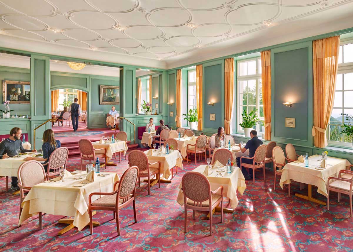 Blick ins Restaurant der Max Grundig Klinik